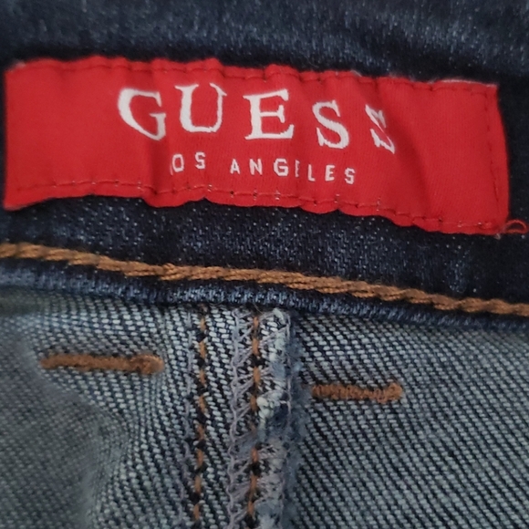 Guess jean shorts - Picture 2 of 4